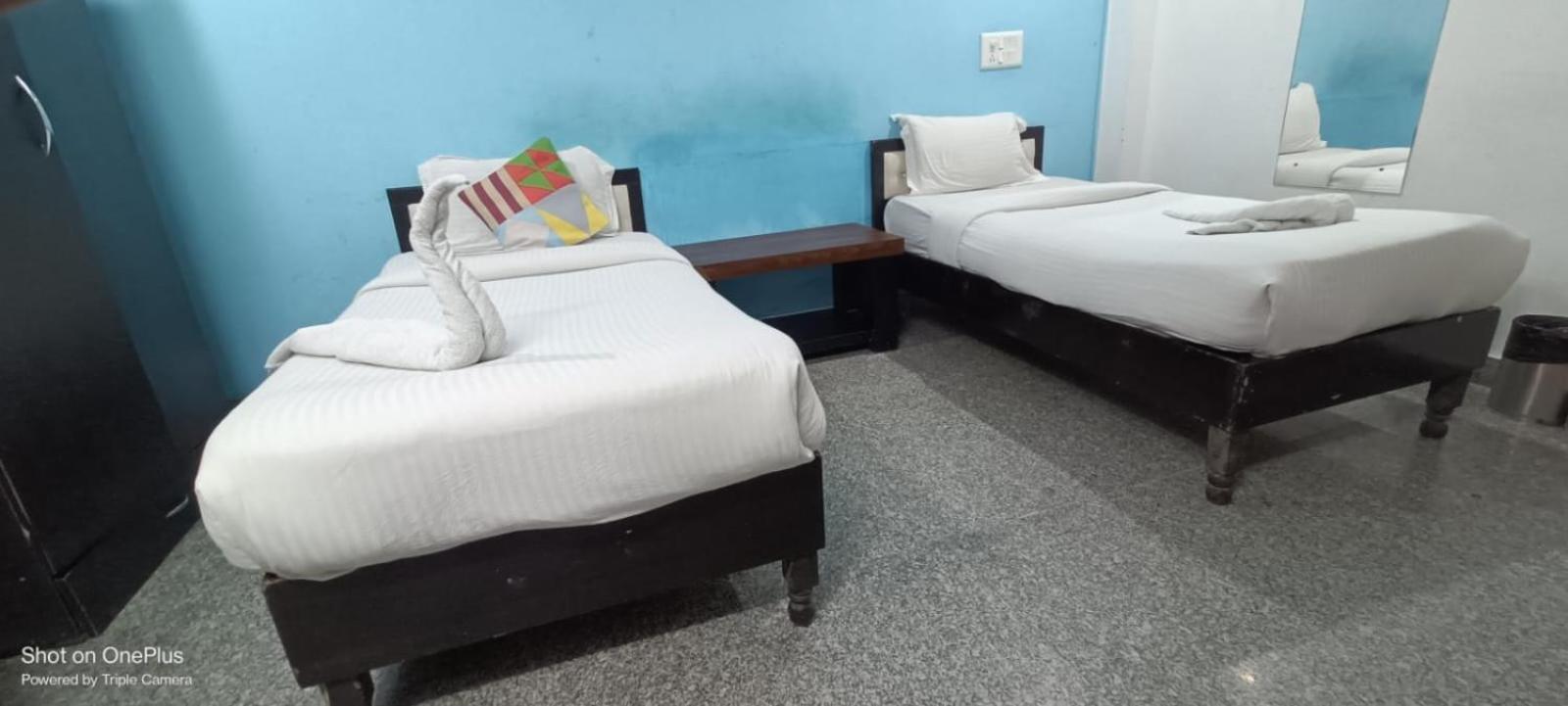 Nuab House - Near Fortis, Max, Medanta, Paras Hospitals And Huda Metro Gurgaon Bagian luar foto